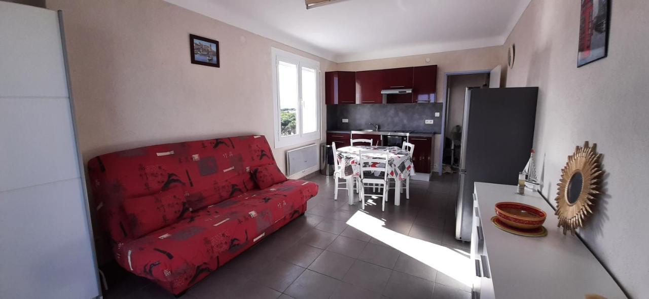 Le Miramar Appartement Face A La Mer - Balcon - Clim 생시프리앙 외부 사진