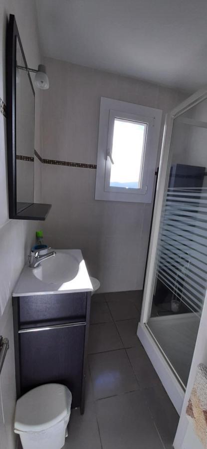 Le Miramar Appartement Face A La Mer - Balcon - Clim 생시프리앙 외부 사진